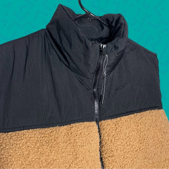 Vintage Other - Wild Fable puffer sherpa vest jacket